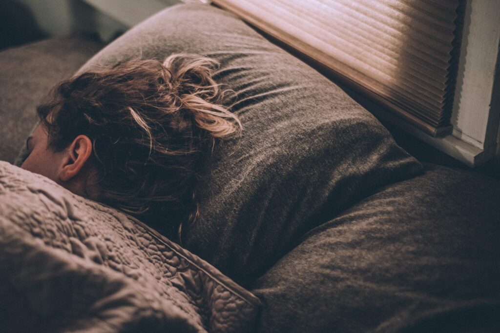 How Proper Sleeping Habits Can Give You More Energy Throughout the Day