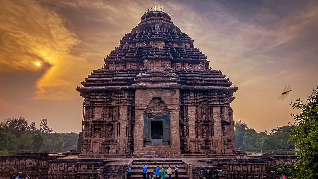 List of Top 12 Famous Temples in Odisha (Orissa) - Great Healthy Habits